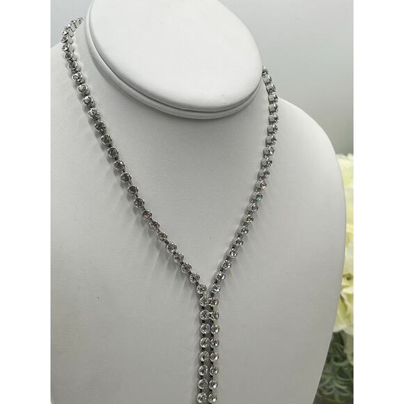 Authentic Swarovski Crystal Y
Necklace Silver Tone Drop Lariat Statement Jewelry - Picture 2 of 14